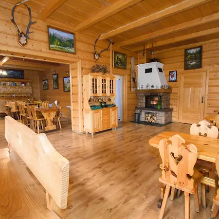 U Daniela Konukevi 3*